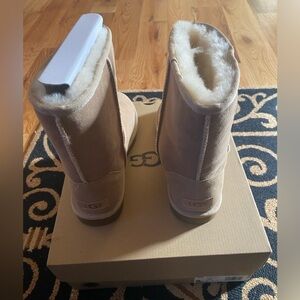 UGG Tan Ankle Boots with Cream Lining